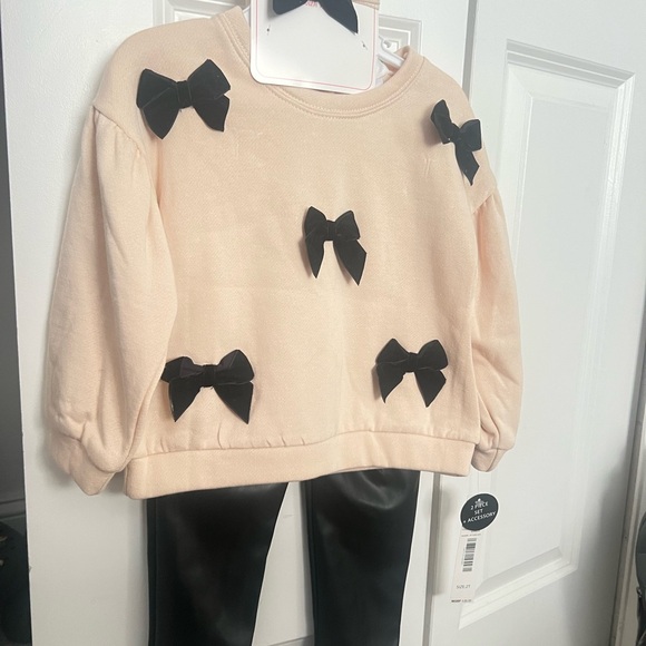 Nicole Miller Other - NWT girls 2 piece set